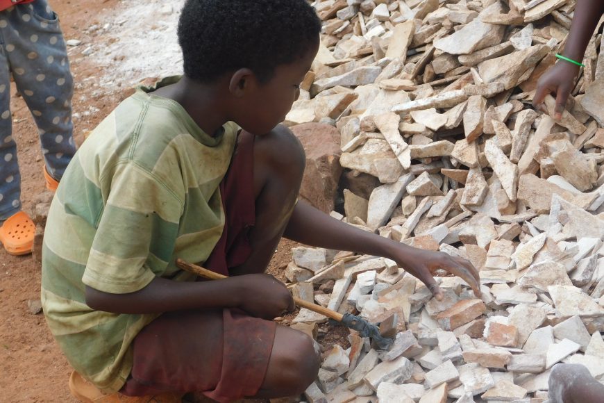 CHILD LABOUR IN AFRICA.